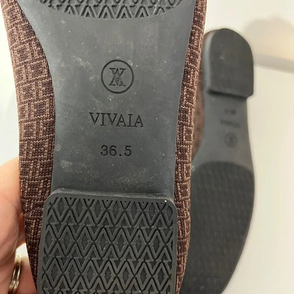 Vivaia Square-Toe V-Cut Flats (Margot 2.0) Brown Chain Size EU 36.5 US6 - Picture 7 of 8
